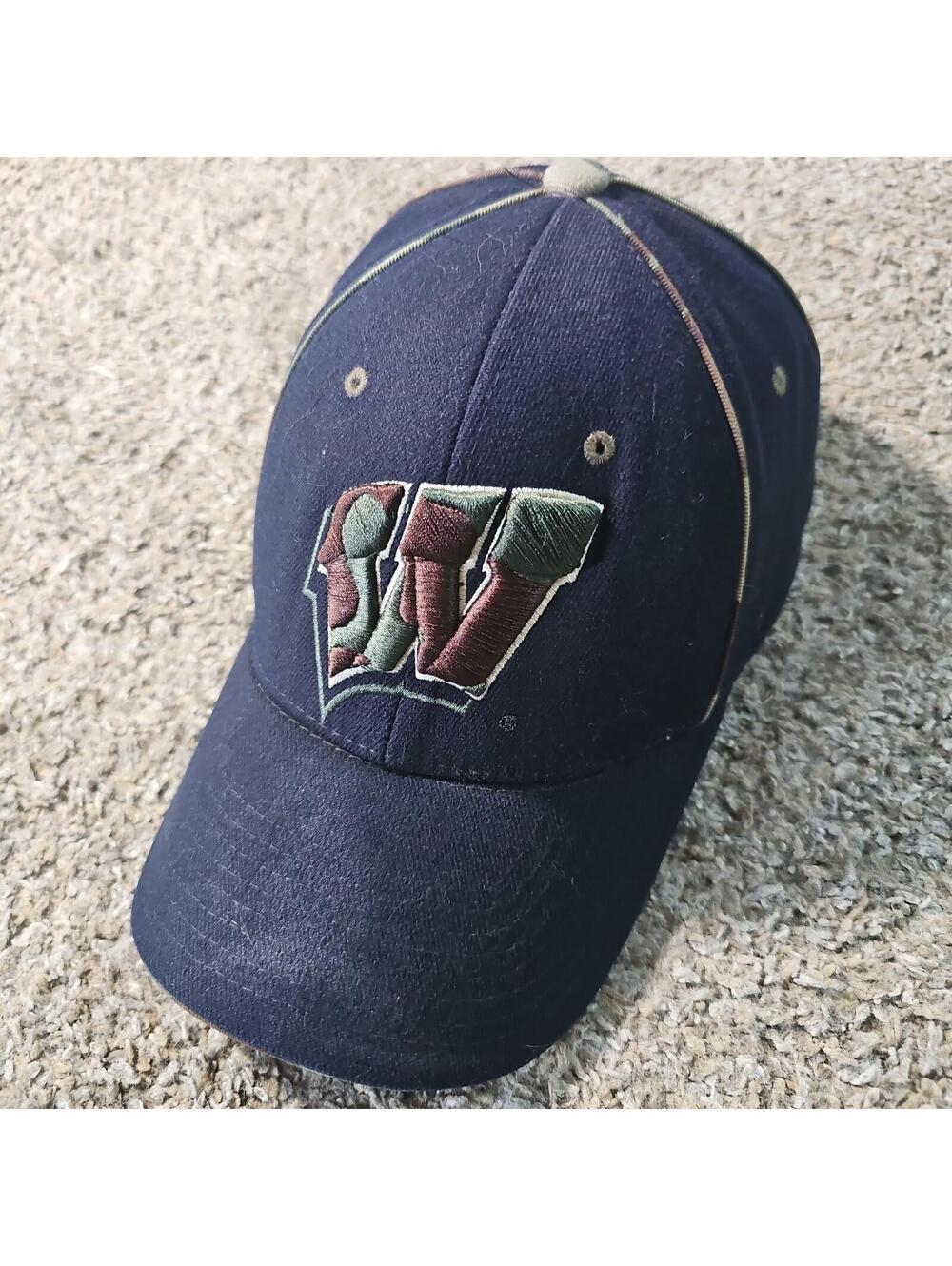 Zephyr Wisconsin Badgers Camo W Fitted M/L Hat